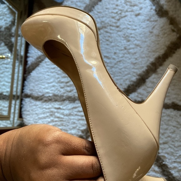 Beige Enzo Angiolini Platform 4’’ High Heels - Picture 8 of 8